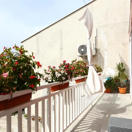Antonio Apartment *